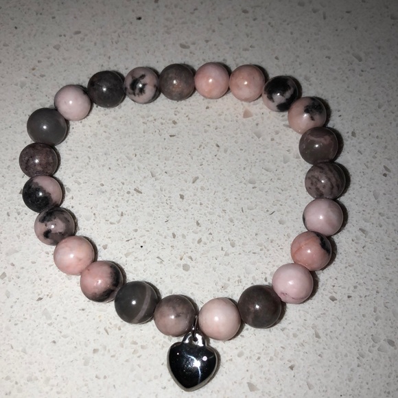 Jewelry - Beautiful Bestie Bracelet. Never worn ..